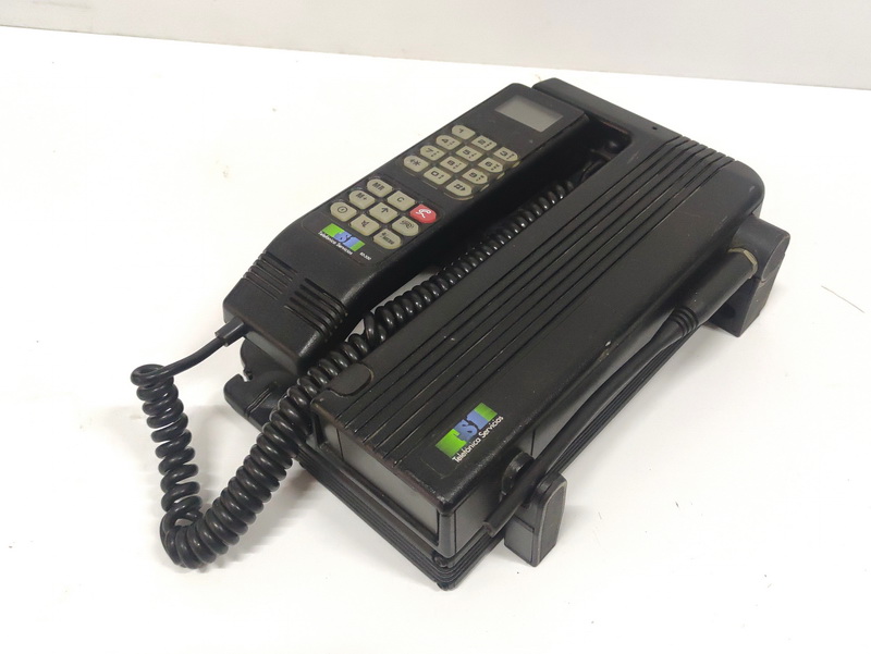 telefono movil motorola 17x24.3x6.5 1u